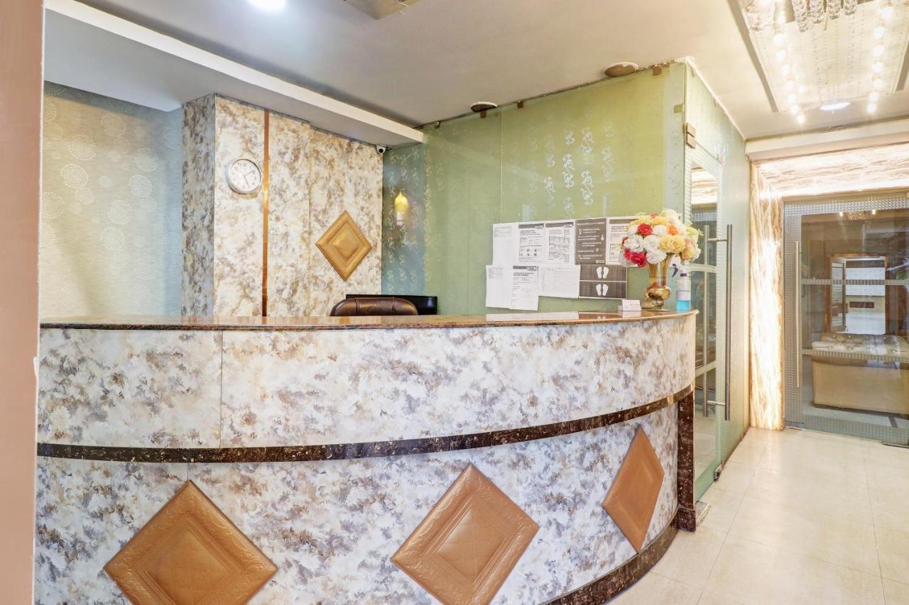 Oyo Townhouse 748 Hotel Parth Paradise Ghaziabad Εξωτερικό φωτογραφία